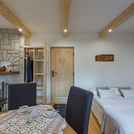 Pokoje i Apartamenty Centrum - Willa Bajeczka Zakopane Esterno foto