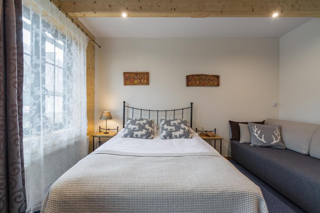 Pokoje i Apartamenty Centrum - Willa Bajeczka Zakopane Esterno foto