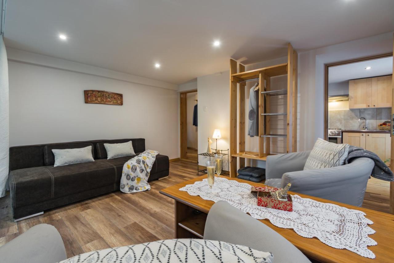 Pokoje i Apartamenty Centrum - Willa Bajeczka Zakopane Esterno foto