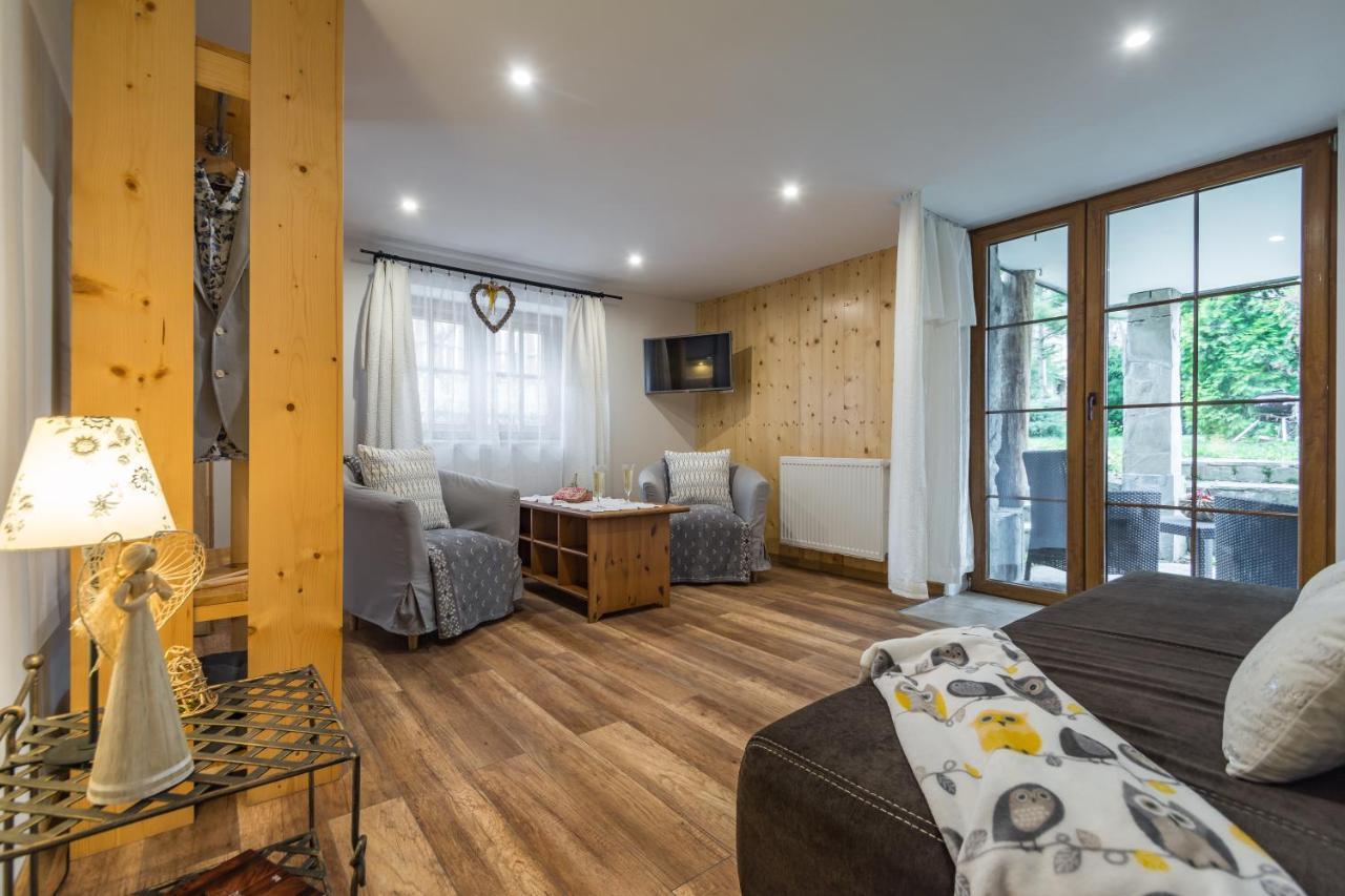 Pokoje i Apartamenty Centrum - Willa Bajeczka Zakopane Esterno foto