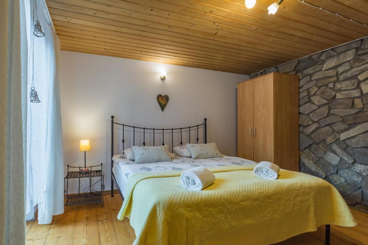 Pokoje i Apartamenty Centrum - Willa Bajeczka Zakopane Esterno foto